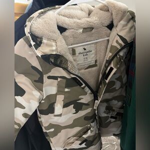 7/8. Abercrombie WARM jacket